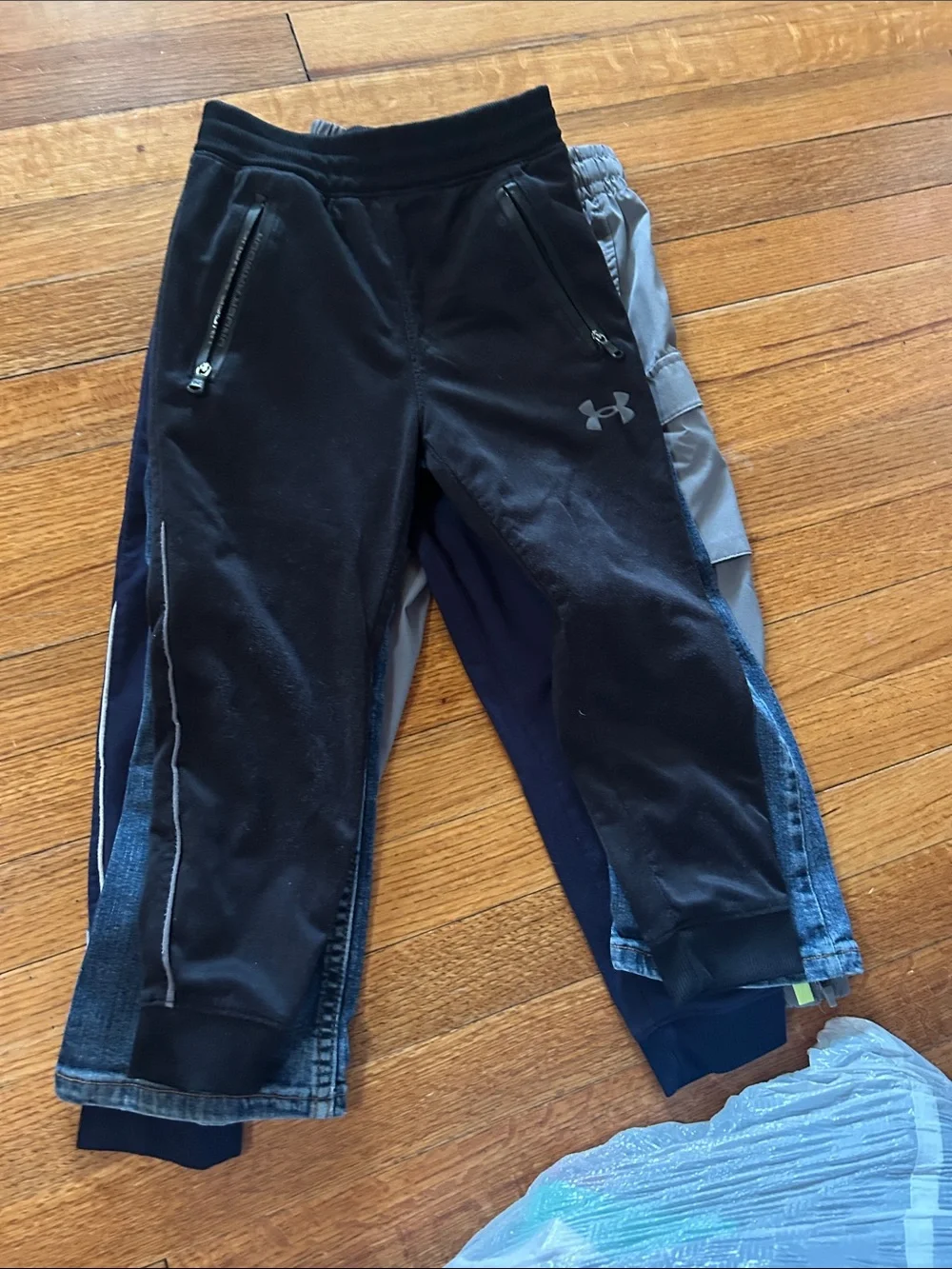 Under Armour Kids Black and Gray Sweatpants Joggers